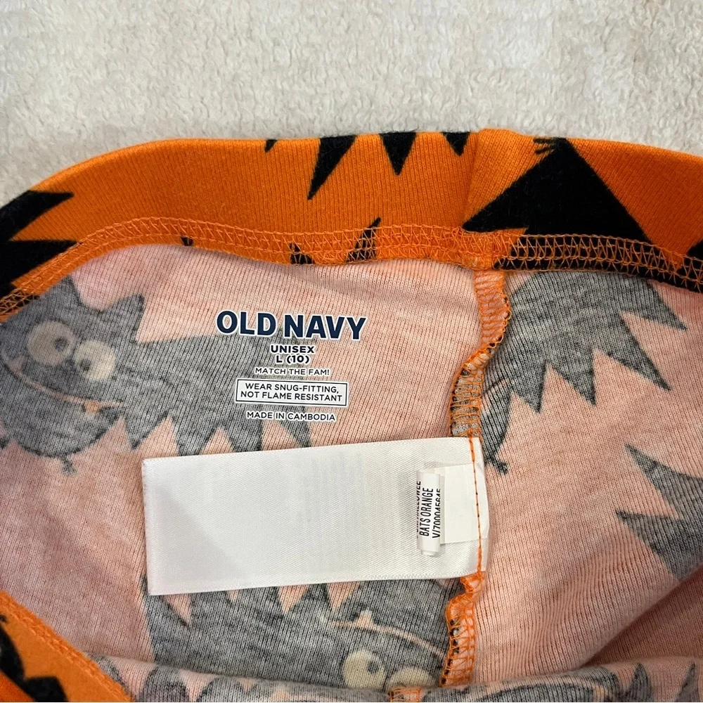 Old Navy Boys 2 Piece Pajamas PJ Outfit Set Summerween Size 10/Large Bats Shirt